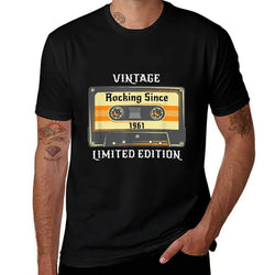 Vintage Rocking Since 1961, Limited Edition 60th Birthday  Lightweight T-Shirt