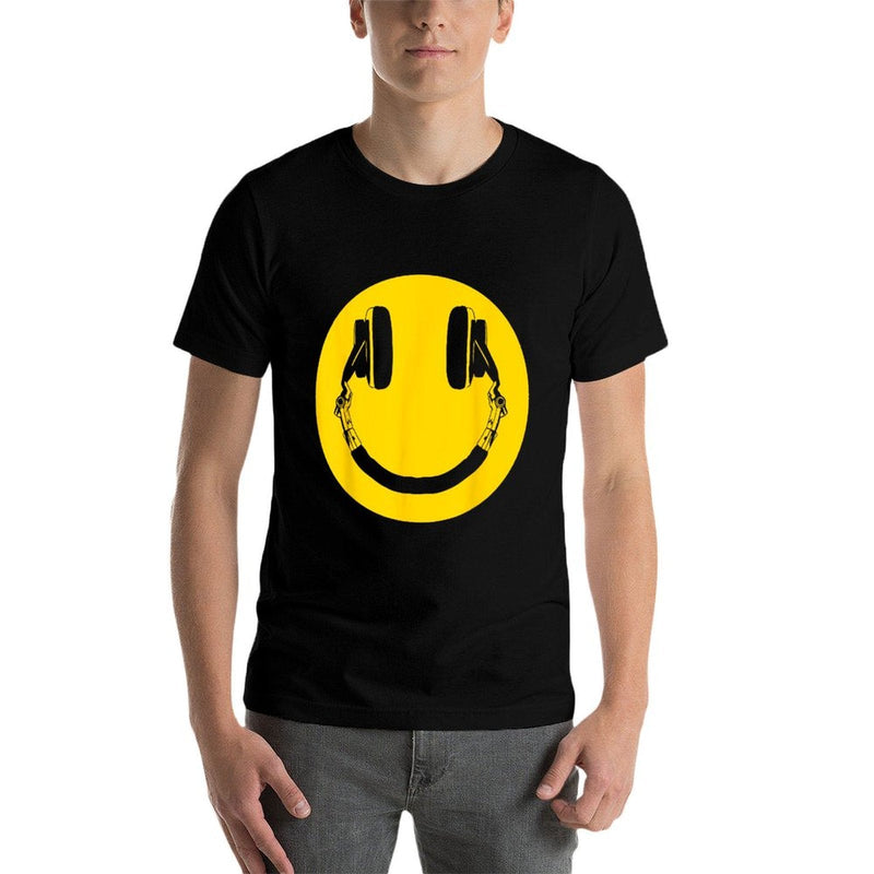 Headphones Smile Grunge Music Music Lover  Graphic-printed T-Shirt