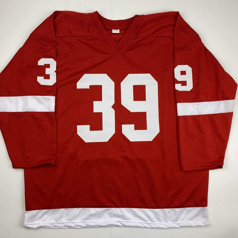 Autographed/Signed Dominik Hasek HOF 19 Detroit Red Hockey Jersey JSA COA