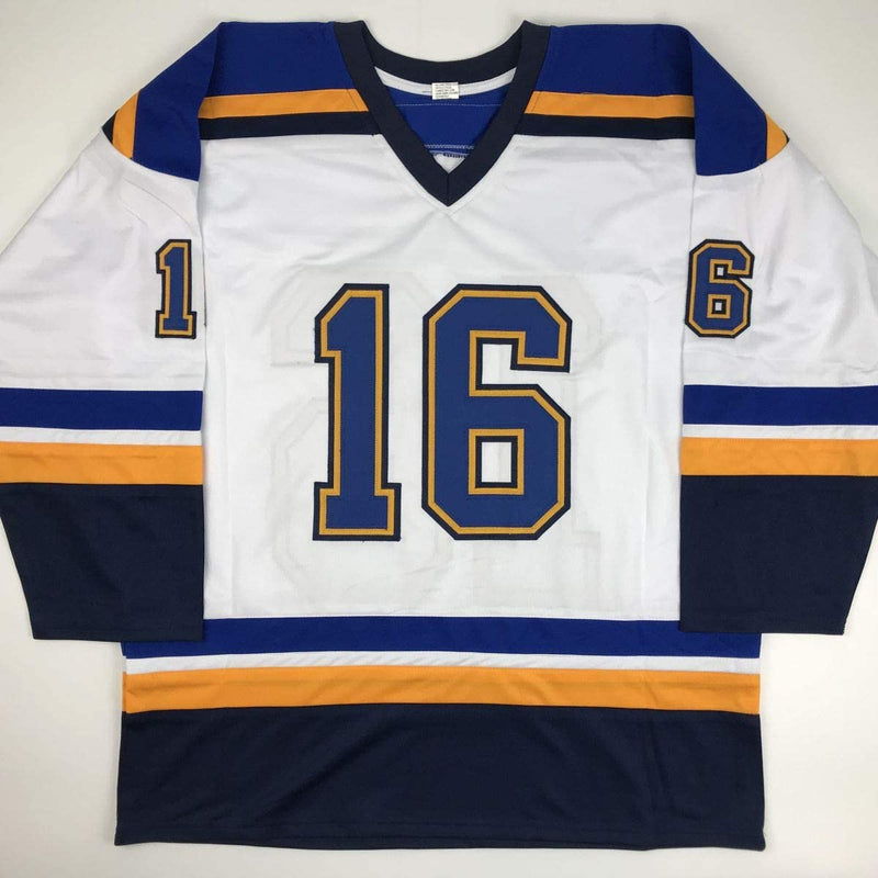 Autographed/Signed Brett Hull HOF 2009 St. Louis White Hockey Jersey JSA COA