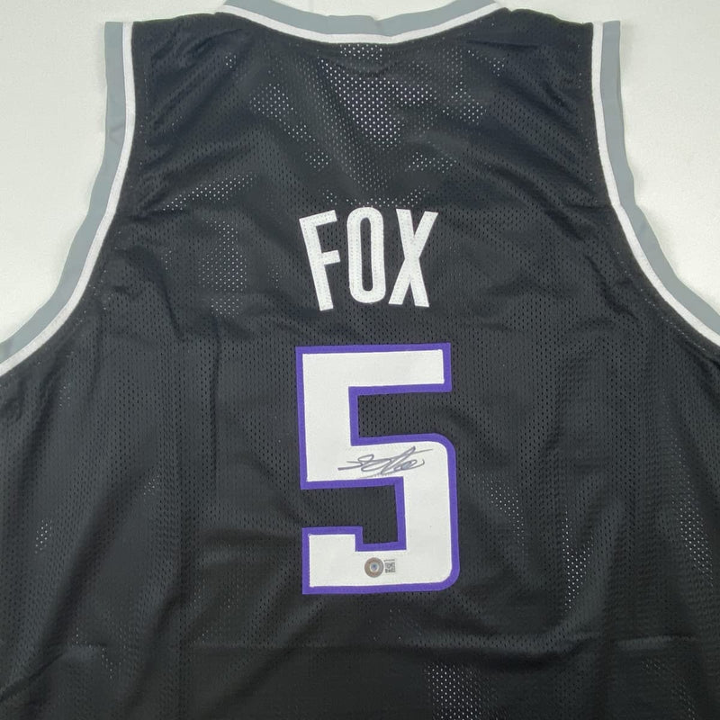 Autographed/Signed De'Aaron Fox Sacramento Black Basketball Jersey Beckett BAS COA