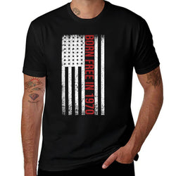 BORN FREE IN 1970. 50th BIRTHDAY SHIRT Comfortable T-Shirt