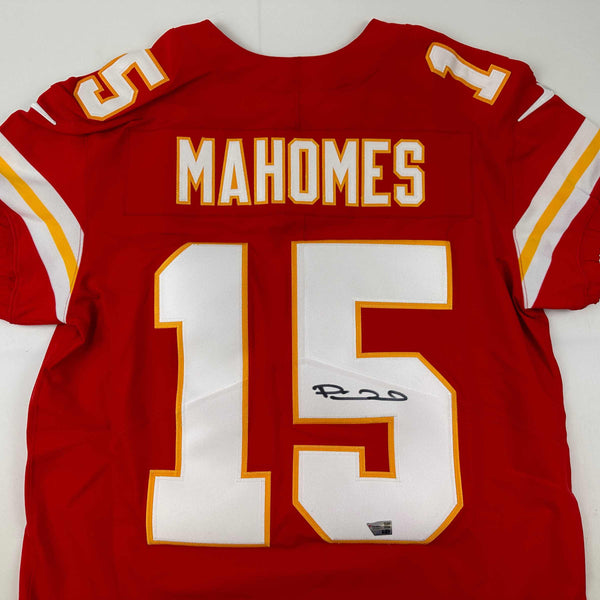 Autographed/Signed Patrick Mahomes Kansas City Chiefs Red Authentic Elite Football Jersey Fanatics COA