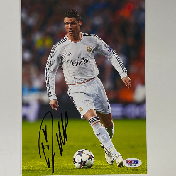 Autographed/Signed Cristiano Ronaldo Real Madrid Soccer Futbol 7x9 Photo PSA/DNA COA