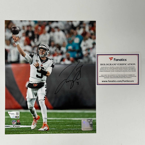 Autographed/Signed Joe Burrow Cincinnati Bengals 8x10 Football Photo Fanatics COA #2