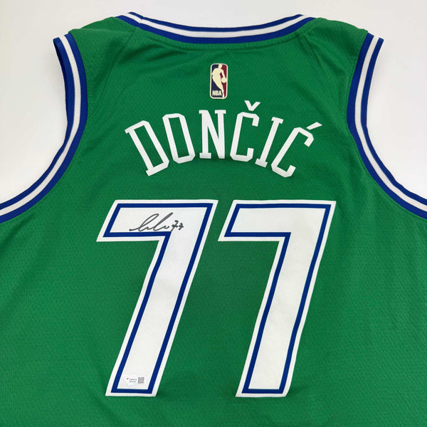 Autographed/Signed Luka Doncic Dallas Mavericks Green Authentic Basketball Jersey Fanatics COA
