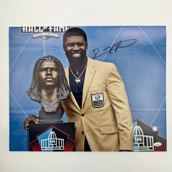 Autographed/Signed Devin Hester Hall of Fame Chicago Bears 16x20 Football Photo JSA COA