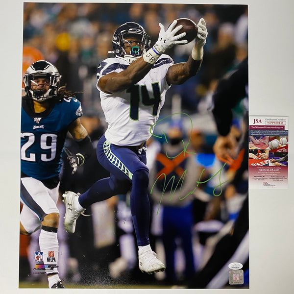 Autographed/Signed DK D.K. Metcalf Seattle Seahawks 16x20 Football Photo JSA COA #2