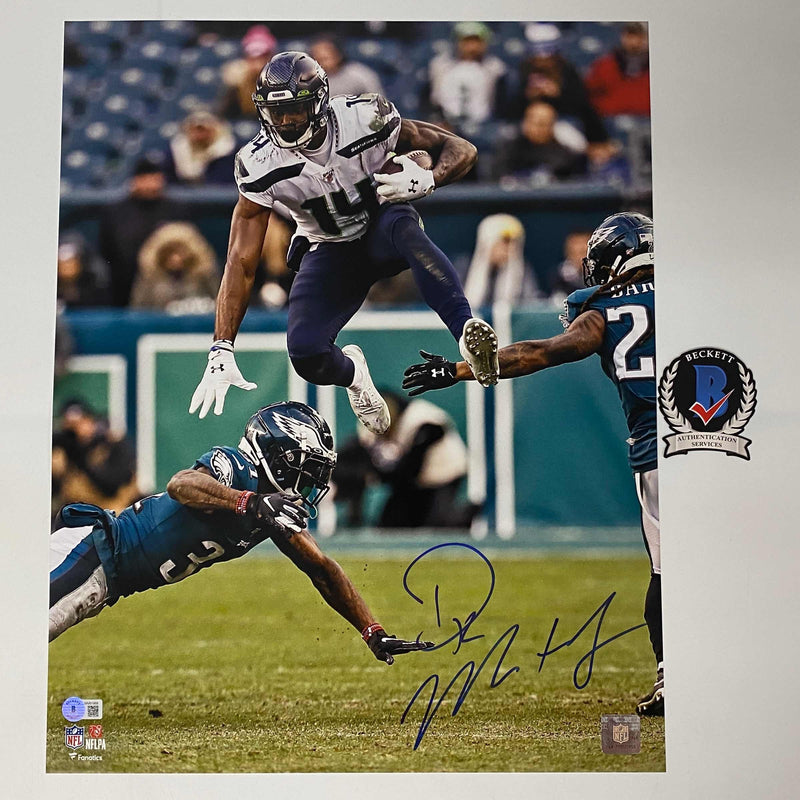 Autographed/Signed DK D.K. Metcalf Seattle Seahawks 16x20 Football Photo Beckett BAS COA