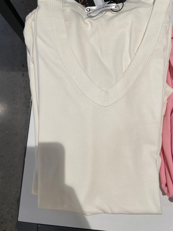 Ventura S/S V-Neck T-Shirt